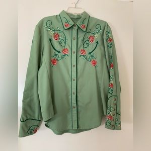 Closet cleaning…beautiful moss green, Scully, XL, button down w embroidery